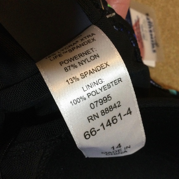 Swimsuits For All NWT Chlorine-Resistant Tank One-Piece Swimsuit, 14 - Picture 9 of 10